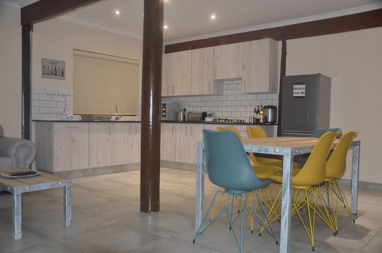 Oyster Kaya At Oyster Bay Apartment Exterior photo